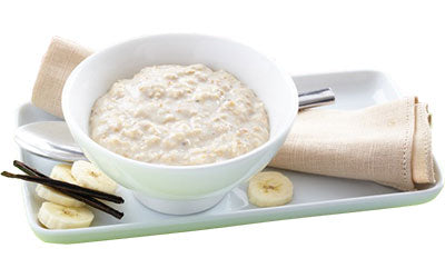 Vanilla and banana porridge in a bowl